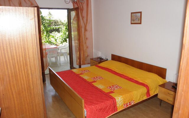 Apartment Pupa - nice family apartments: A3 Tea Petrcane, Zadar riviera