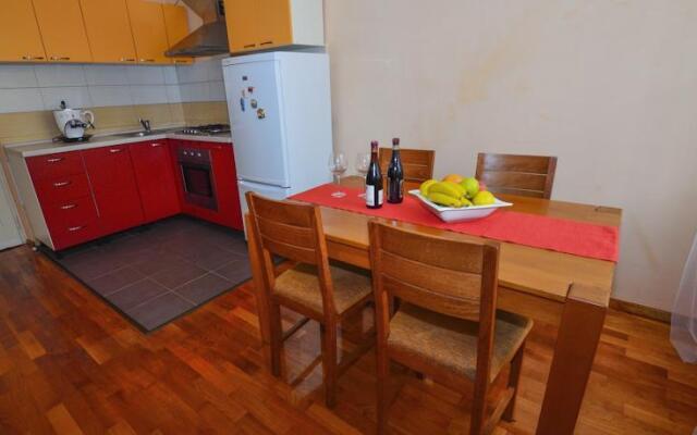 Apartments Tiramola Old Town