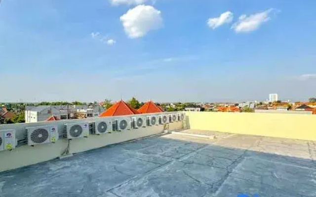 Urbanview Olive Near Graha Saba Buana Surakarta