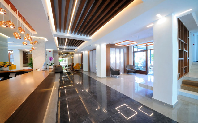 Atrium Ambiance Hotel