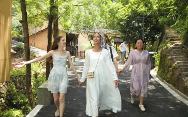 ESGBihu Digital Nomad Cowork Colive Hub