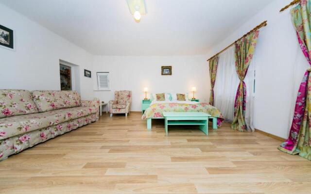 Tischler Apartment & Studio