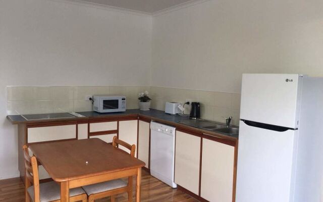 Nutgrove Beach Studio Apartment