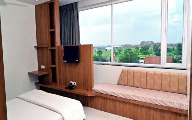 Topline Foods Resort