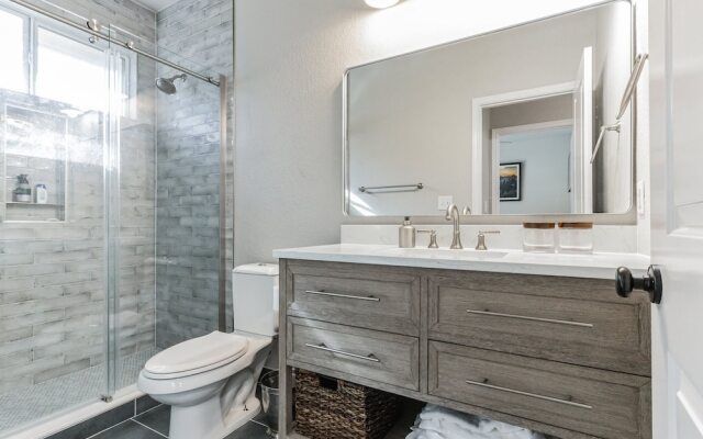 Retreat in Bouldin Creek Walkable to Restaurants