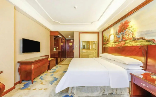 Vienna  Guangzhou Huadu Shiling Leather City