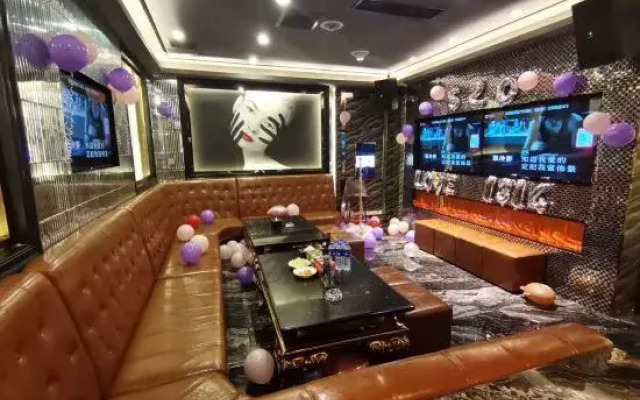 Tao Garden Automobile Boutique Hotel (Foshan China Ceramics City Shiwan Subway Station)