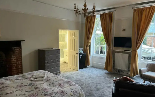 Harmondsworth Hall Guest House Heathrow