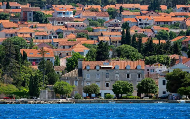 Be-Bu-Mar Apartments