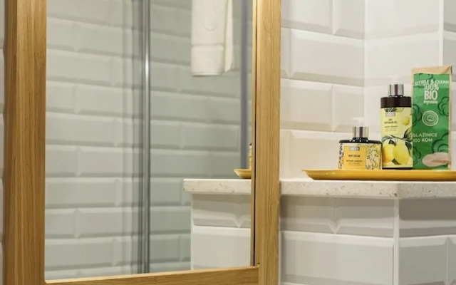 Oleander Center Suites
