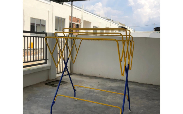 CasaStayz Kluang – Pool – Kluang