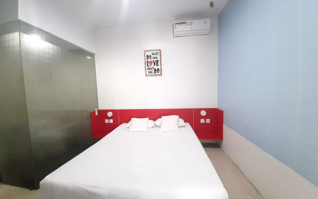 Londres Bed and Breakfast RedPartner near Gembira Loka Zoo