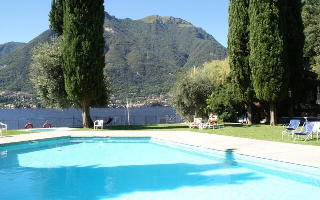 Spacious Apartment in Pognana Lario with Pool