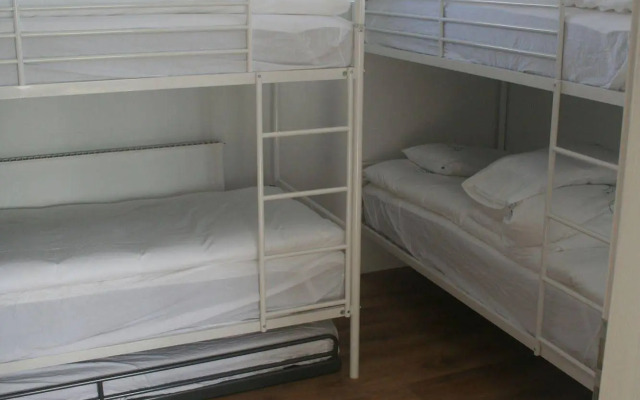 Hot Springs Hostel