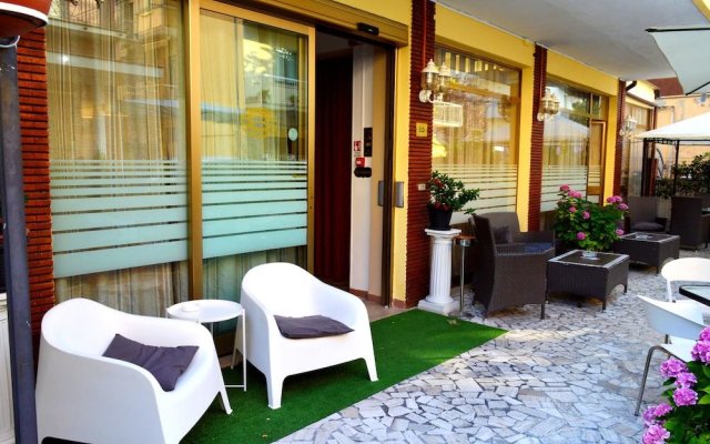 Room in Guest room - New Hotel Cirene Economy Single Room with half pension