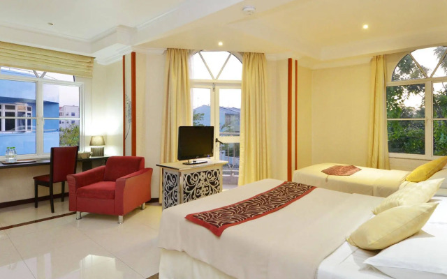 Le Vieux Nice Inn