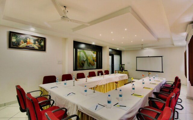 OYO 30475 Sangam Residency