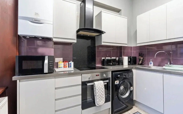 Luxury London Apartment With 3 Bedrooms