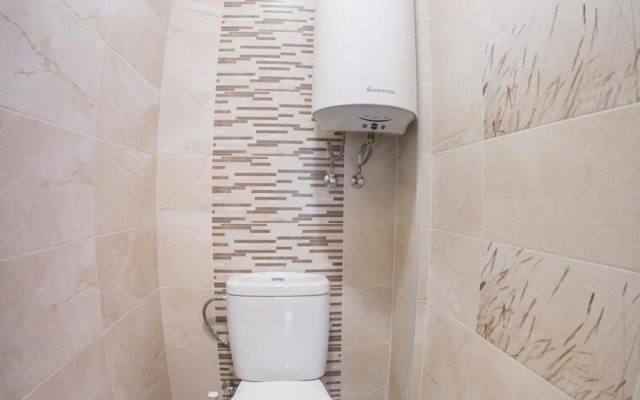 The Old House guest rooms and apartament