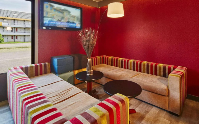 Campanile Melun Sénart - Vert Saint Denis