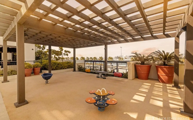 LUX - The La Mer Sea View Suite 3
