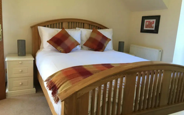 Castleview - Newton Steading