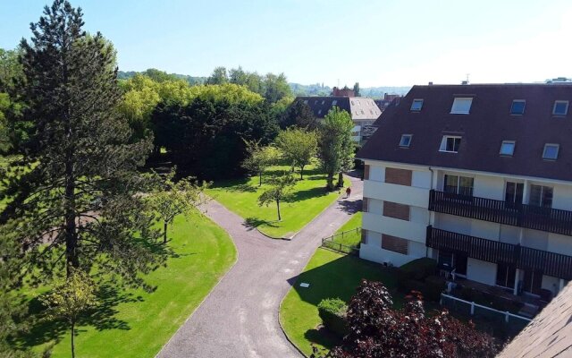 Studio in Villers-sur-mer, With Wonderful Lake View and Balcony