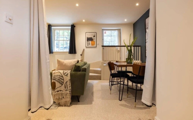 The Elephant Castle Hideaway - Stunning 1bdr Flat With Patio