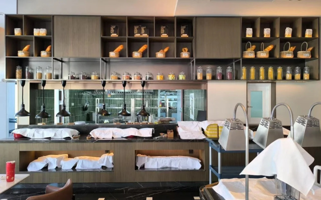 UrCove by Hyatt Shanghai Xuhui West