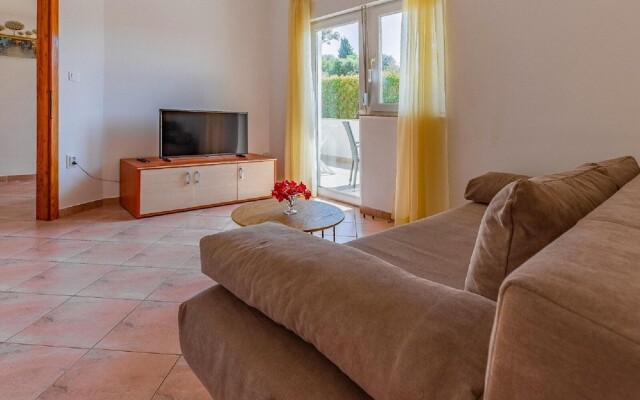 Inviting Apartment in Banjole near Veruda Lighthouse
