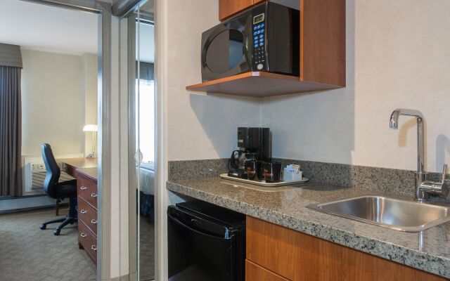 Sandman Hotels & Suites Calgary West