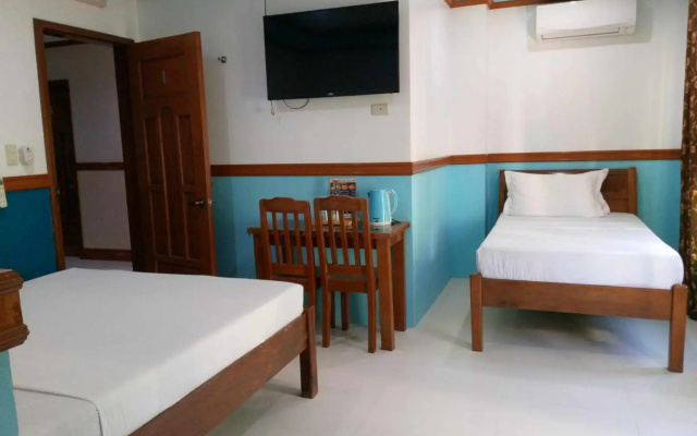 Garnet Hotel