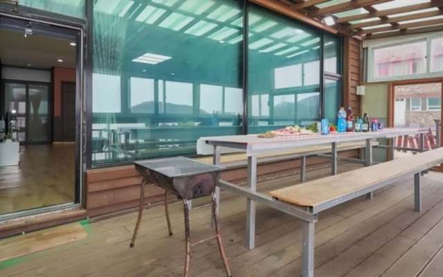 Daebudo Badatga Urijip Pension