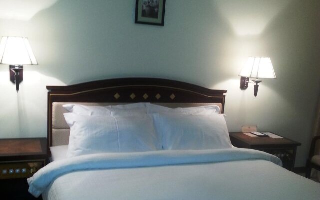 Le President Hotel