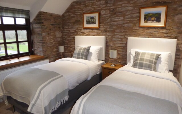 Hilltops Brecon Holiday Cottages