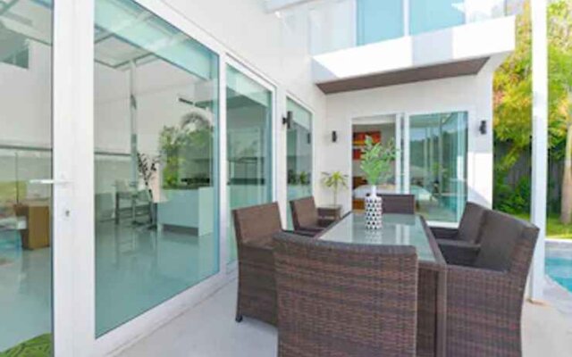 Skylight by Rents In Phuket