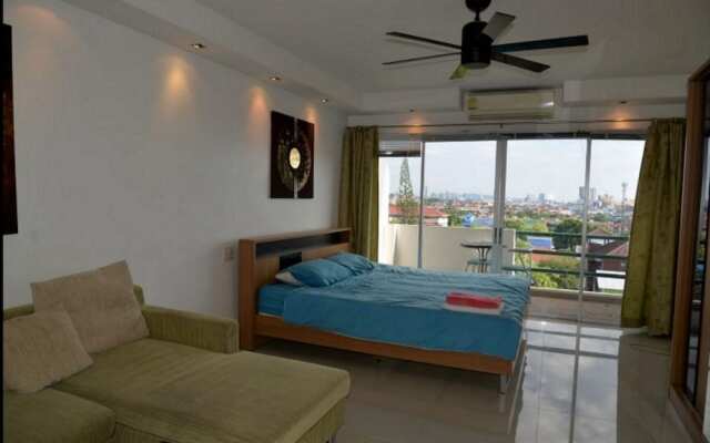 Pattaya Plaza Floor 6