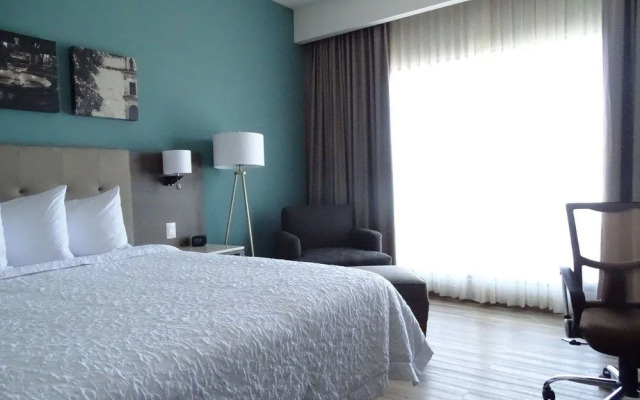 Hampton Inn by Hilton Celaya
