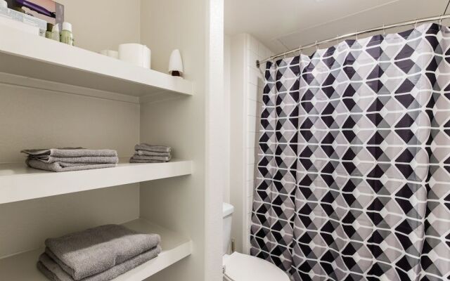 Urbanlights at Legacy West