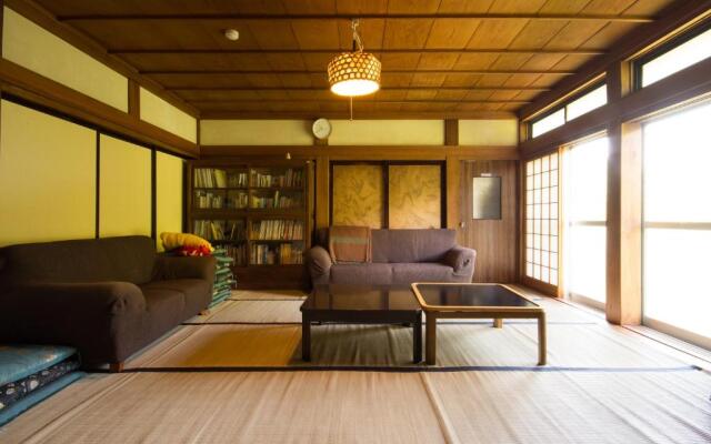 Guest House Takazuri-KITA