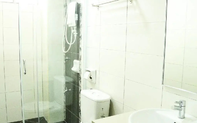 Marina Heights Resort