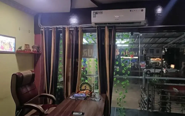 Hotel Kanak Palace by OYO Rooms