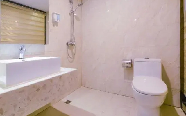 Liangjiang Yuepin Hotel (Chongqing Longhu Yuanzhu Branch)