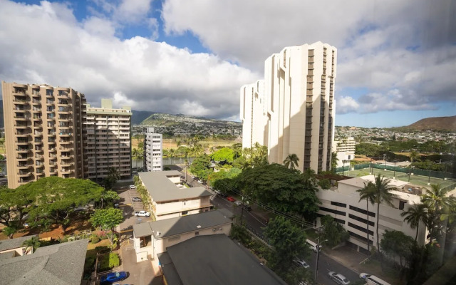 Tower 2 Suite 1207 1 Bedroom Condo