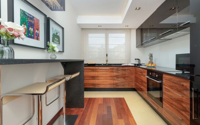 Apartment With 3 Bedrooms by Renters