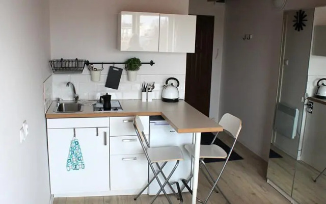 Yellow Peaked Shoe Apartment