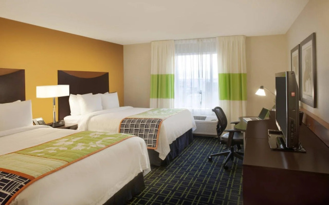 Fairfield Inn & Suites by Marriott Toronto Mississauga