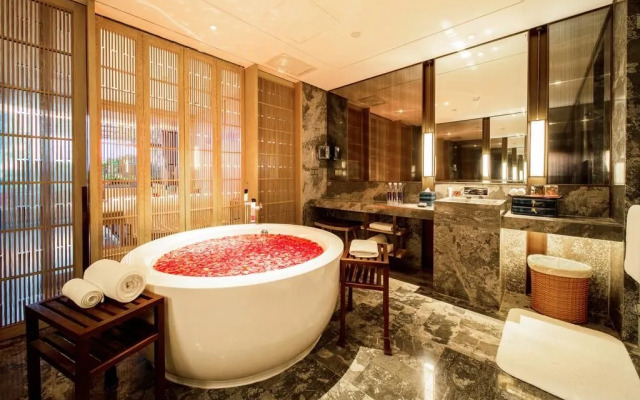 Hotel Indigo Dali Erhai