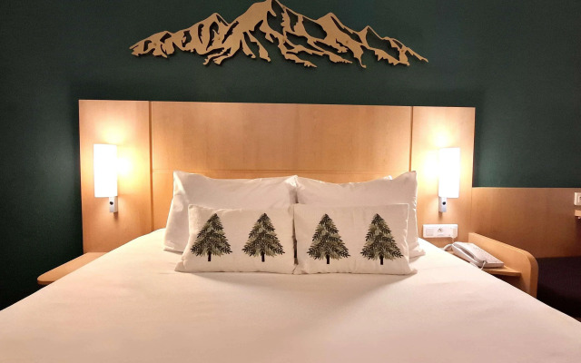 Hôtel ibis Annecy Centre Vieille Ville