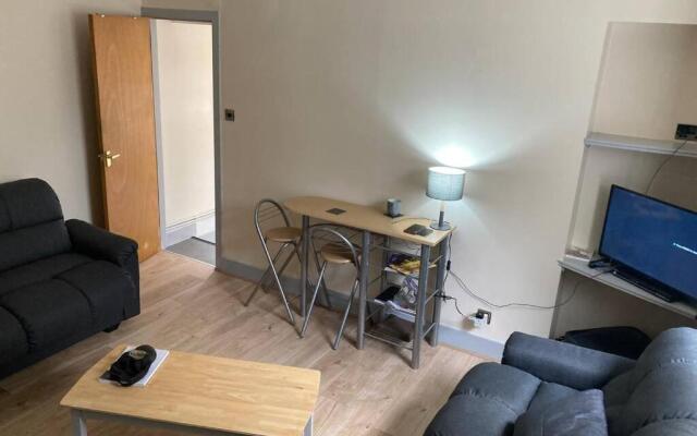 The Annex Keith Self Catering WiFi Private Parking bkng